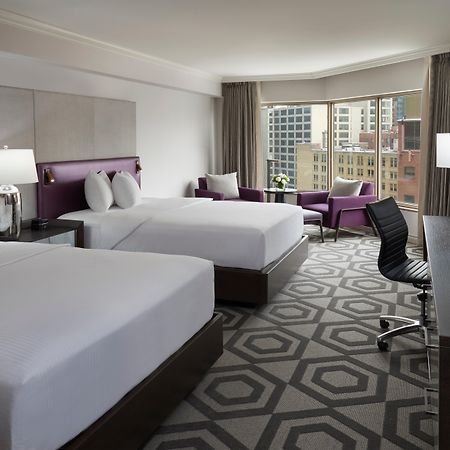 Intercontinental Toronto Centre By Ihg Hotel Exterior foto
