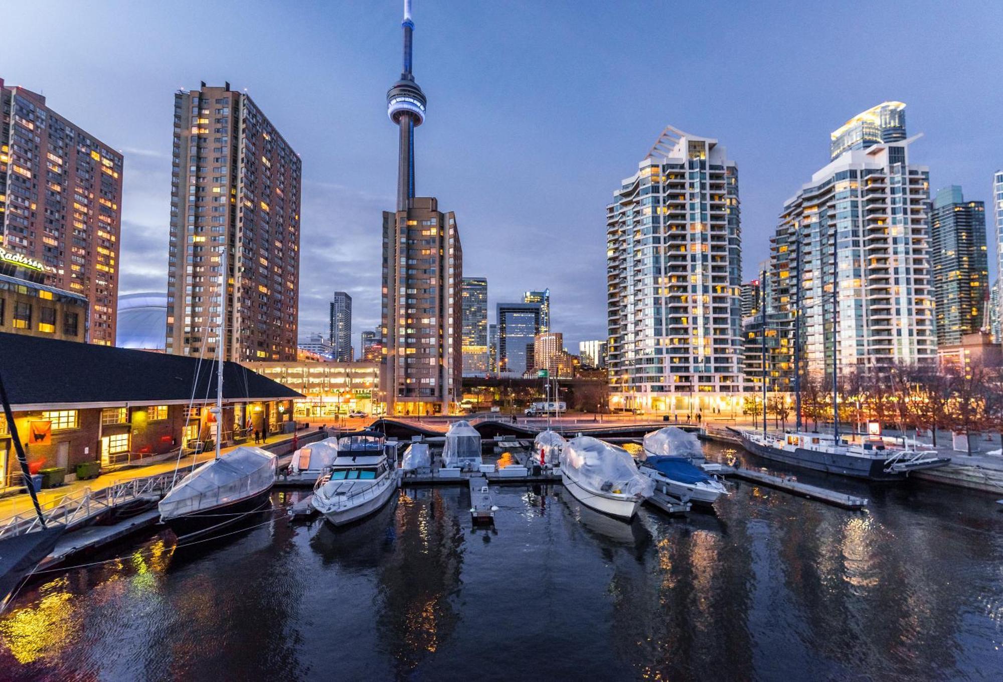 Intercontinental Toronto Centre By Ihg Hotel Exterior foto