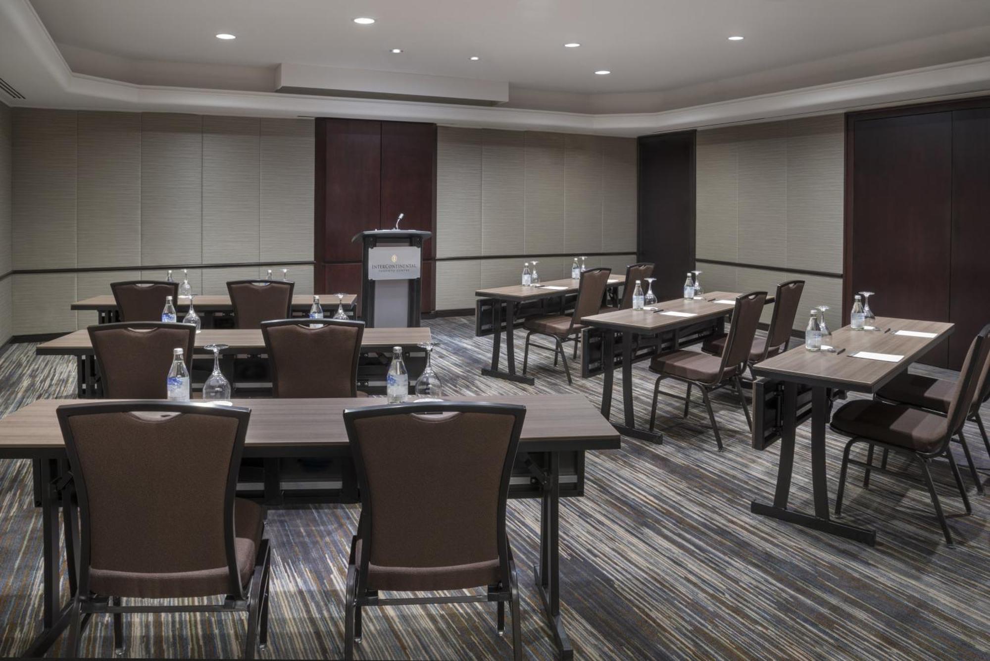 Intercontinental Toronto Centre By Ihg Hotel Exterior foto