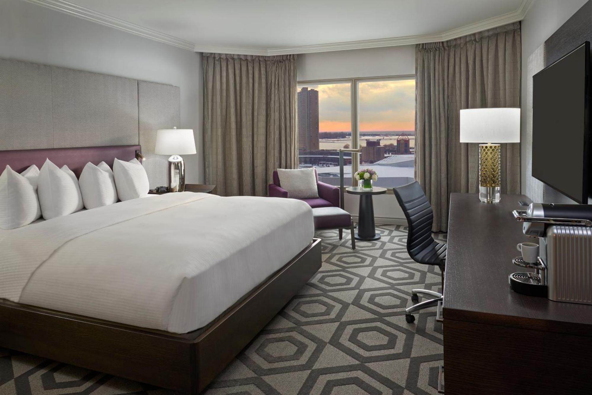 Intercontinental Toronto Centre By Ihg Hotel Exterior foto